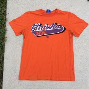 VINTAGE NEW YORK KNICKS T SHIRT